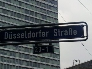 Weg zur Buchmesse Frankfurt über die Düsseldorfer Straße